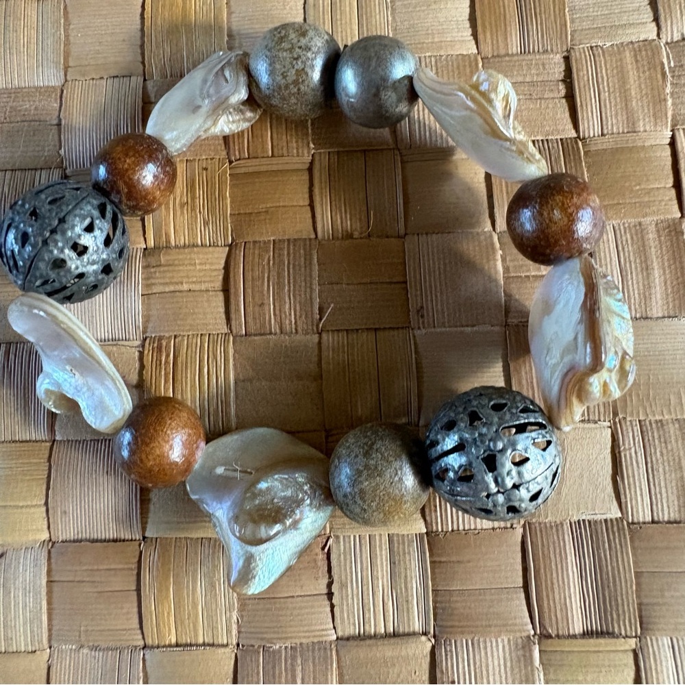 Elegant Brown and Silver Beaded Bracelet